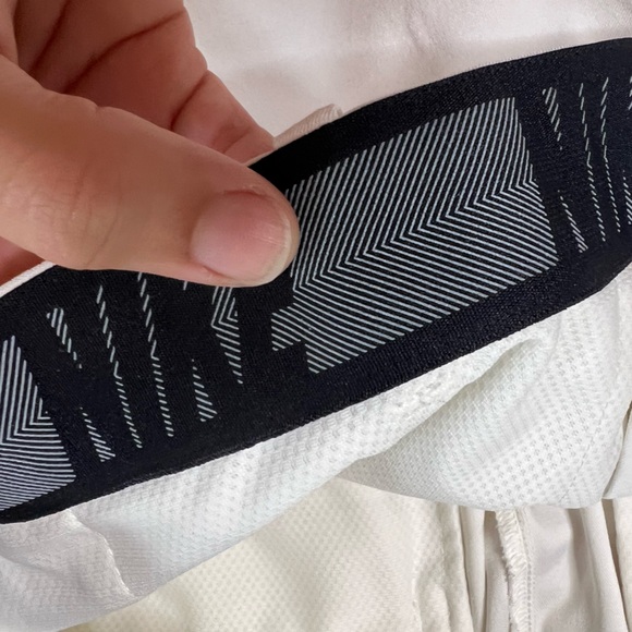 Nike Mens Shorts Size 34 Like New - Picture 4 of 5